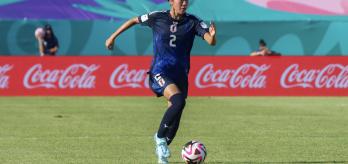 Japan: Overlapping full-backs